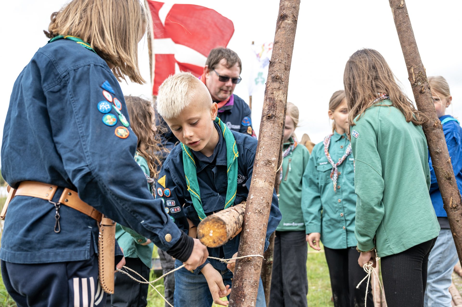Fejrer lokale idrætsudøvere og spejdere